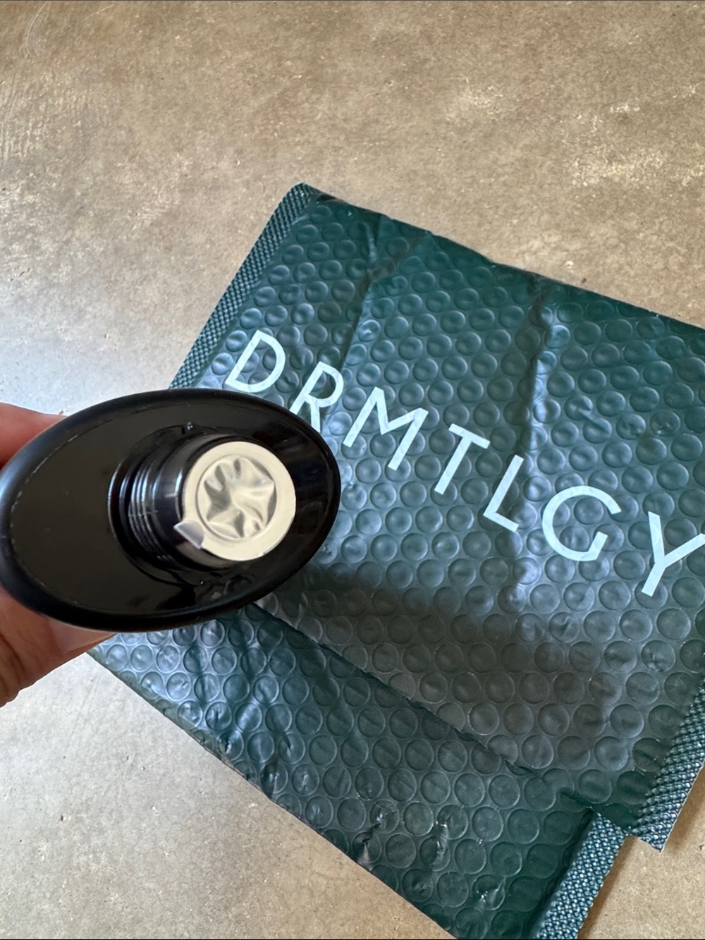 DRMTLGY Retinol Body Lotion - sealed - Picture 2 of 2